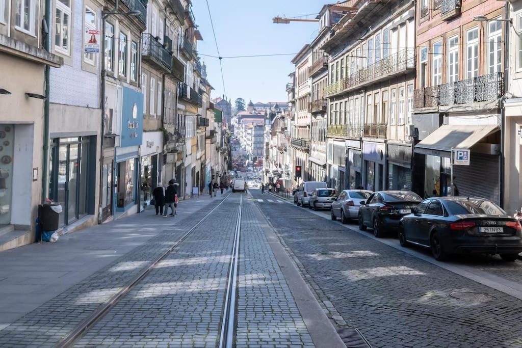 31 De Janeiro Flat By Amber Star Rent Apartment Porto Luaran gambar