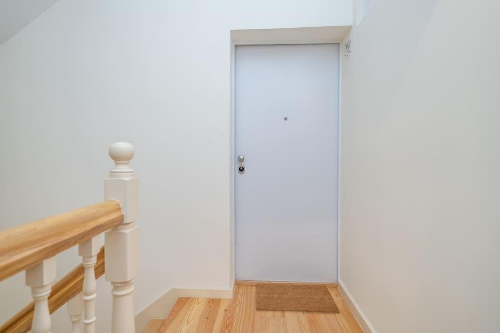 31 De Janeiro Flat By Amber Star Rent Apartment Porto Luaran gambar